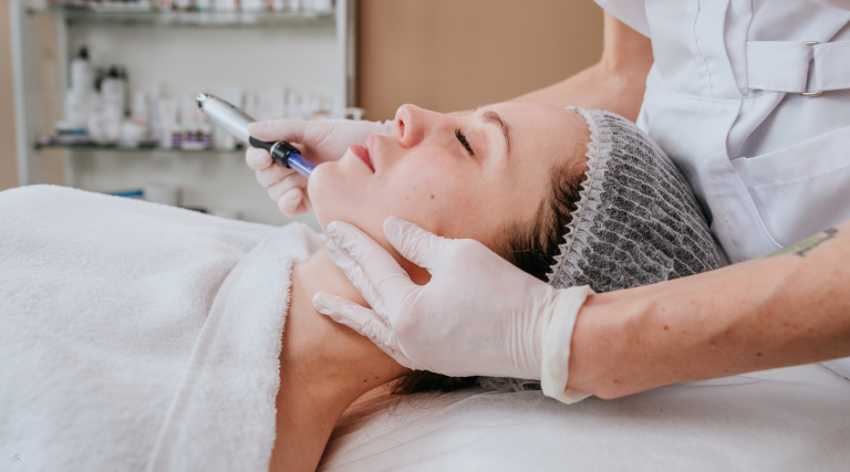 Top Skills Taught in Effective Comprehensive Esthetician Courses